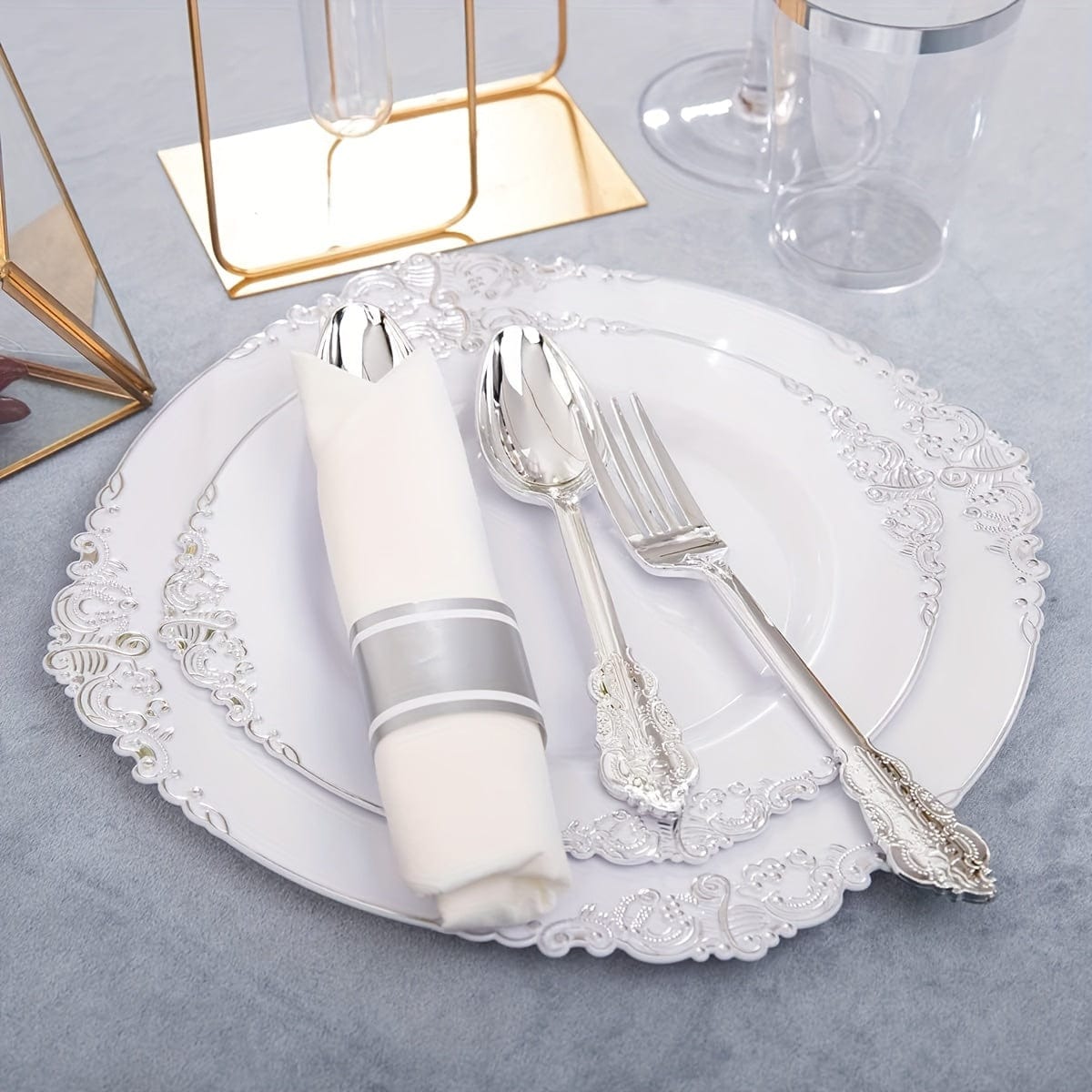 Liacere 350-piece silver plastic dinnerware set for 50 guests, includes plates, cups, silverware, and napkins for parties.