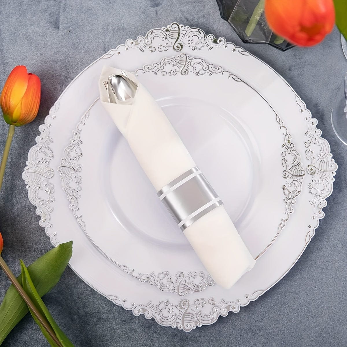 Liacere 350-piece silver plastic dinnerware set including plates, cups, silverware, and napkins for 50 guests.