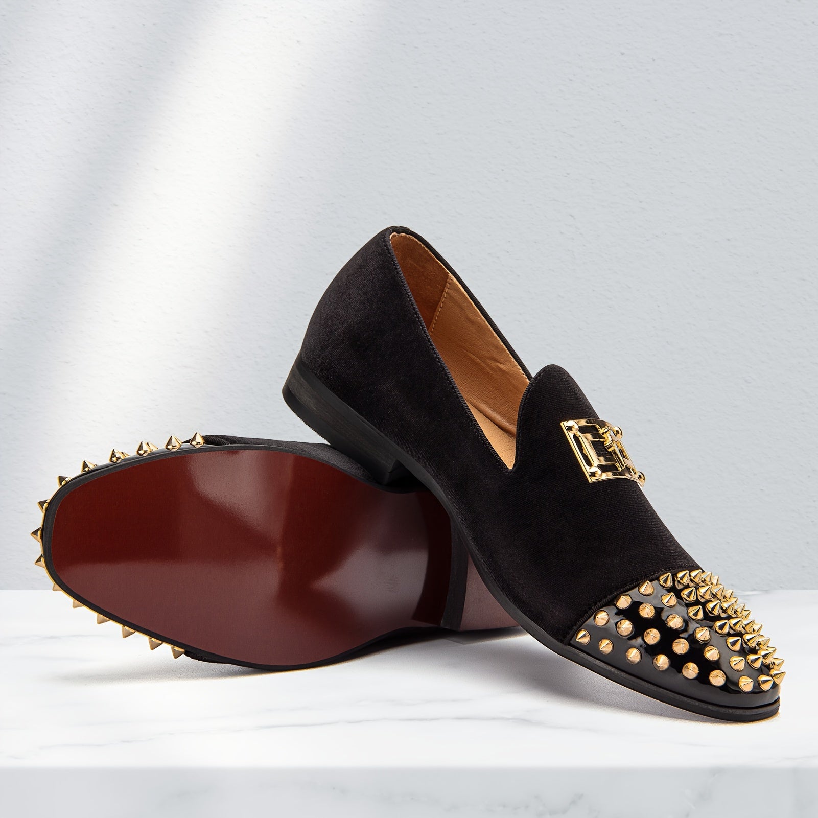 Showlu men's fashion loafers, comfortable slip-on casual fabric shoes in black with a sleek design and rounded toe.