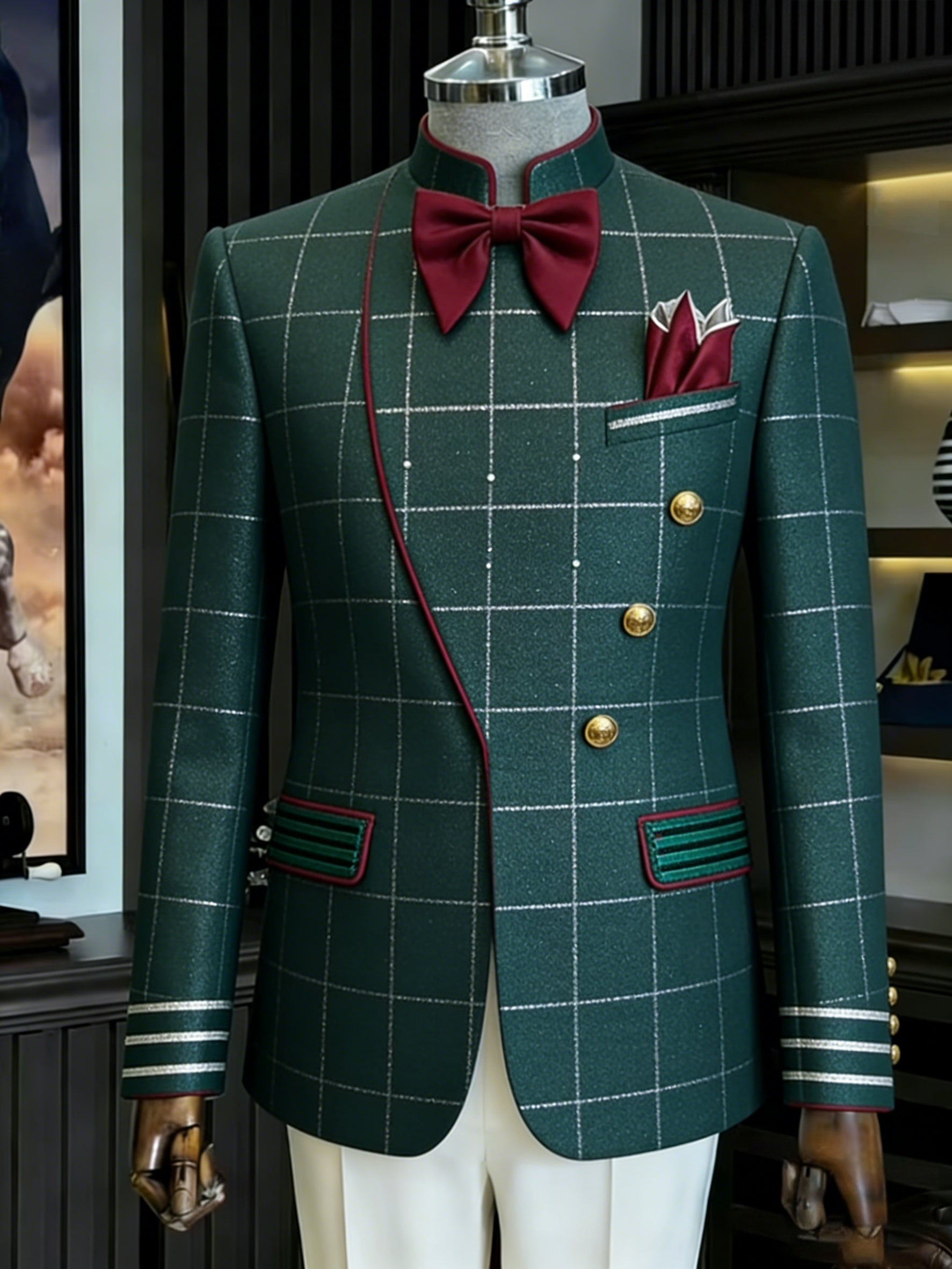 Showlu men's slim fit double-breasted suit in solid color, featuring a formal evening wear style with tailored lapels and buttons.