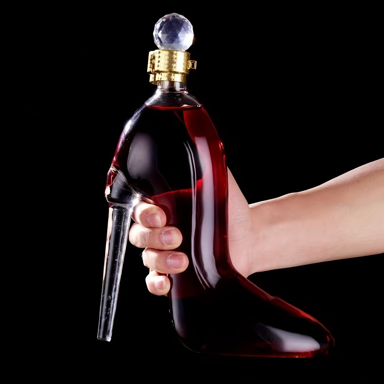 Elegant SHOWLU high heel glass wine dispenser and hanger with a 45oz capacity, featuring a stylish design and clear glass construction.