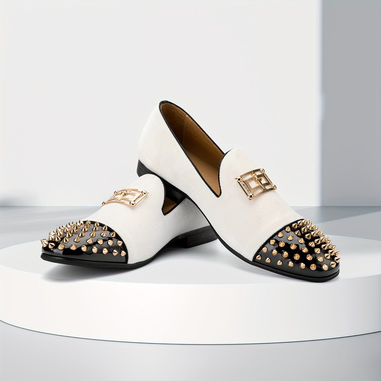 Showlu Men's fashion loafers, comfortable slip-on casual fabric shoes with sleek design, ideal for everyday wear.