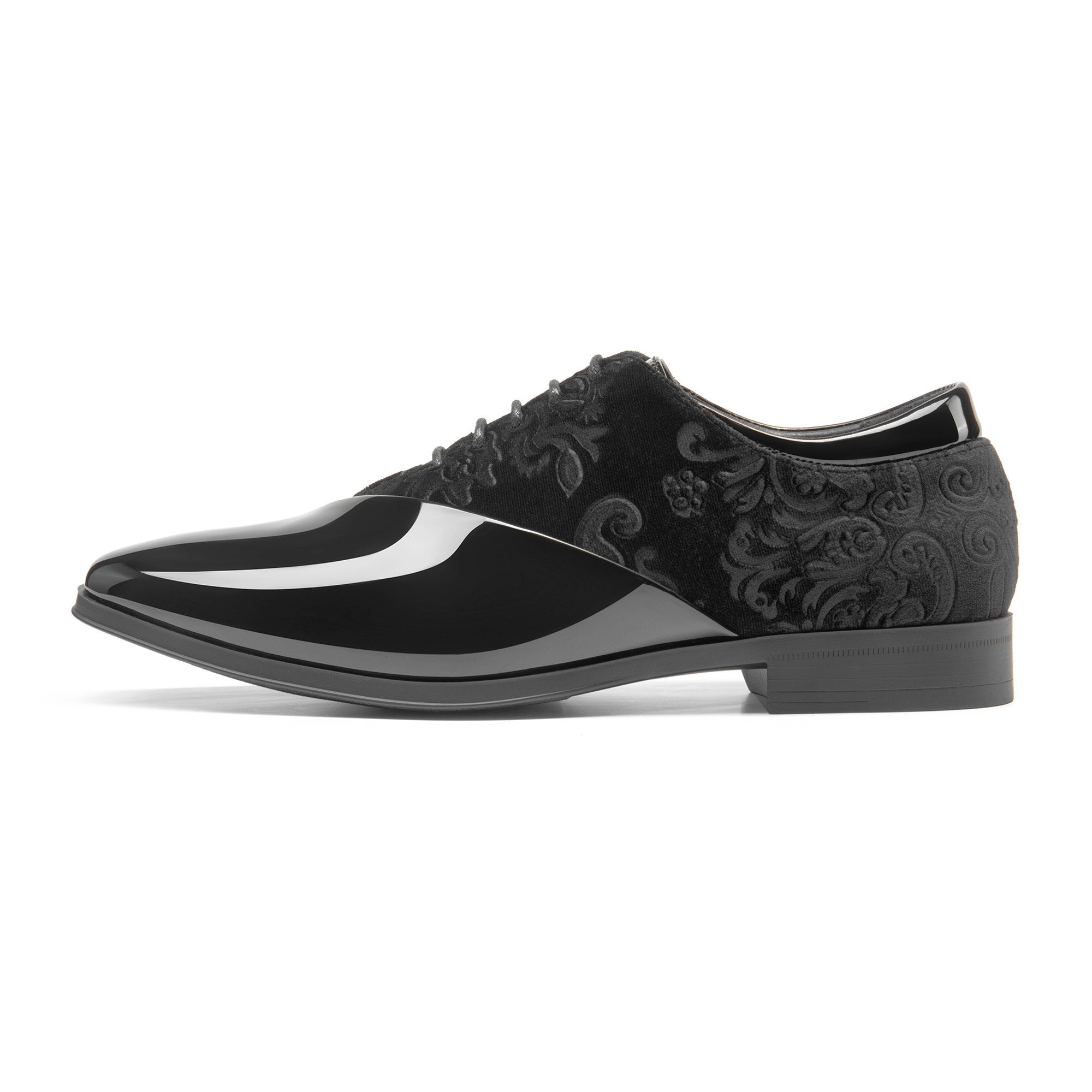 Bruno Marc men's patent leather tuxedo shoes with classic Oxford style, formal black dress shoes for men.