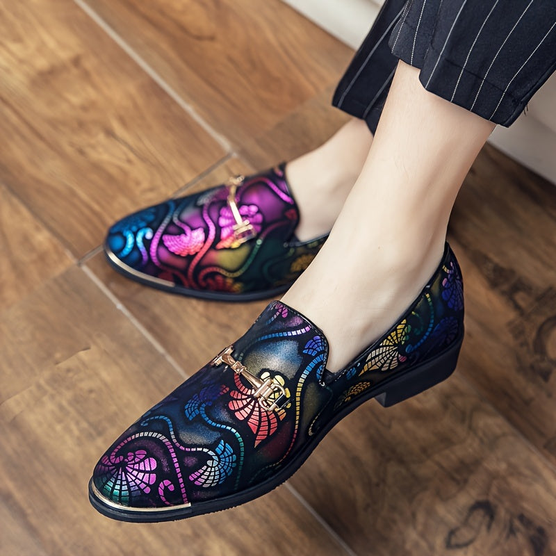SHOWLU Men's slip-on loafers with pointed toe and faux leather design, casual shoes suitable for everyday wear.