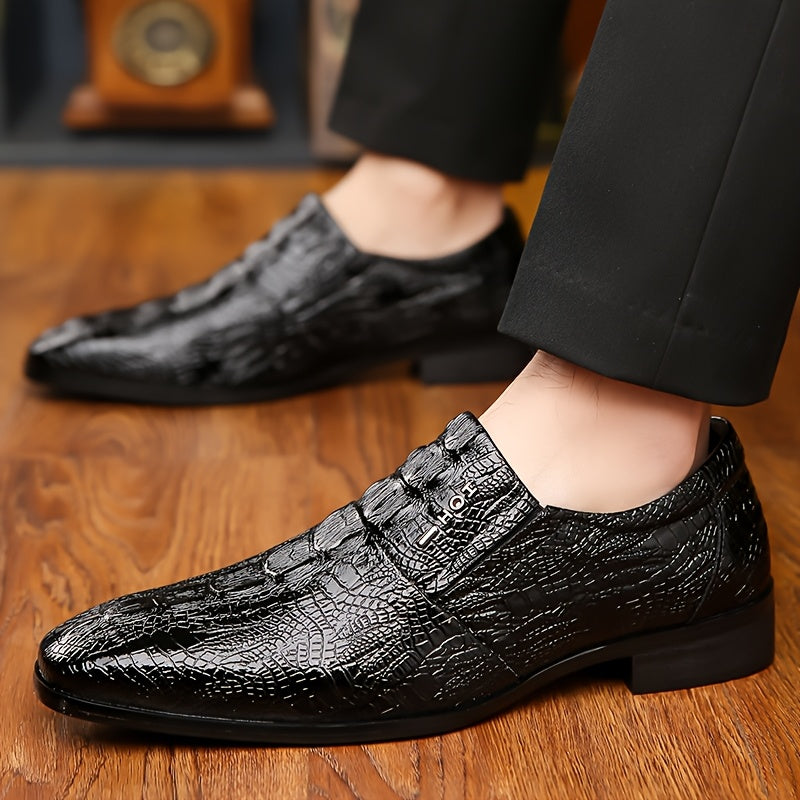 SHOWLU men's pointed toe slip-on business shoes in vintage PU leather, stylish and comfortable for professional wear.