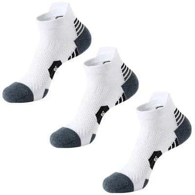 Showlu 3-Pair Non-Slip Sports Socks with quick-drying fabric, towel bottom design, suitable for basketball, running, and fitness.