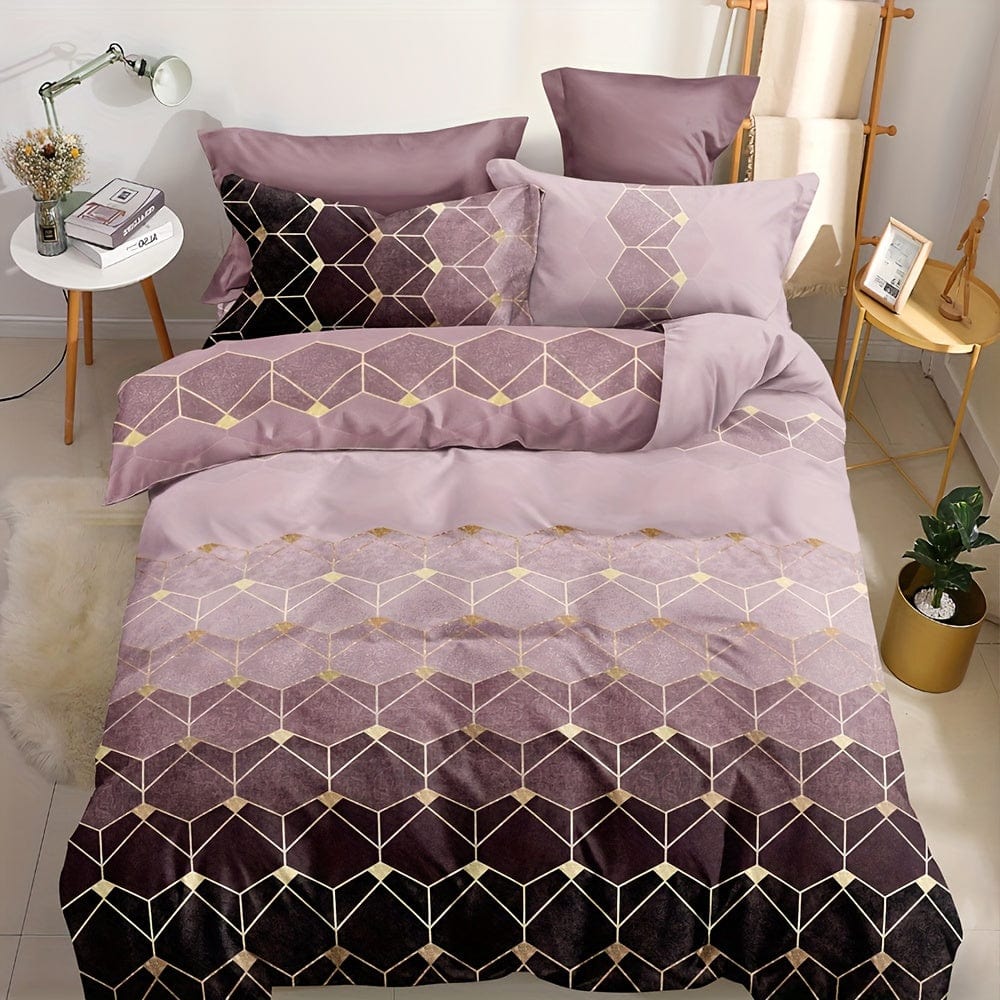 Showlu Fashion Bronzing Geometric Duvet Cover Set with one duvet cover and two pillowcases in soft polyester for bedroom decor.