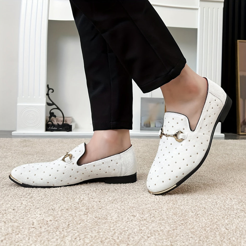 SHOWLU FASHION men's plus size slip-on loafers made of soft PU leather, showcasing comfortable and stylish footwear.