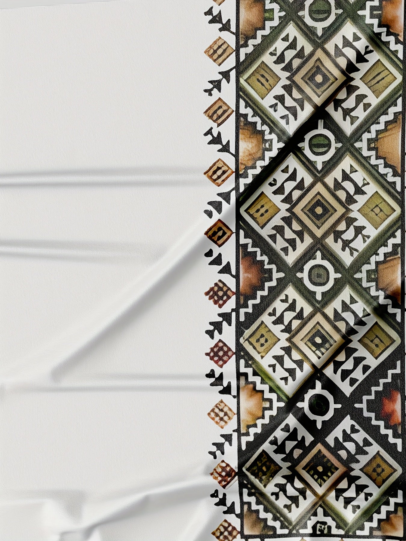 White men's geometric print T-shirt by SHOWLU FASHION STORE, made of polyester with a regular fit.