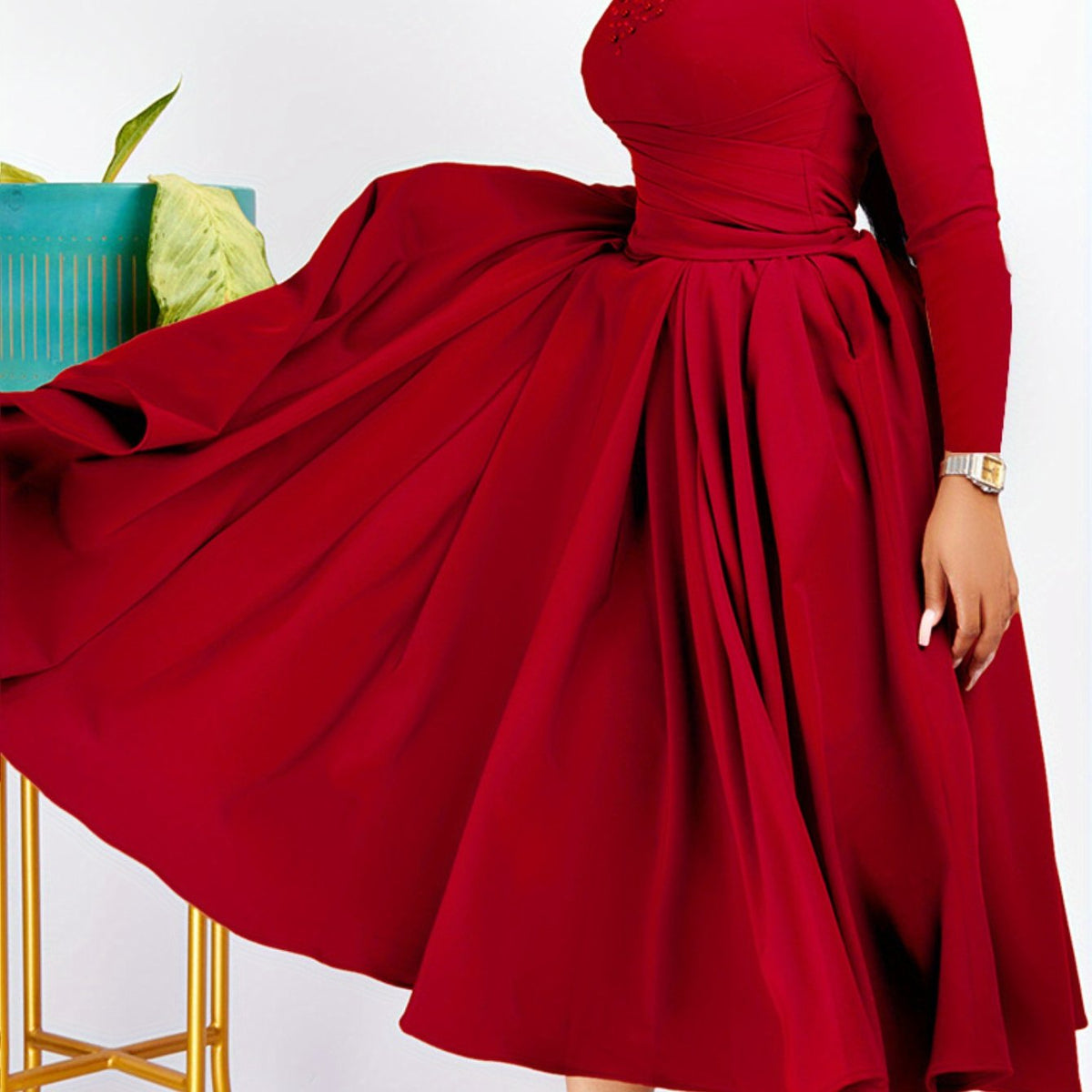 Red beaded bodycon dress for women with long sleeves by SHOWLU FASHION, featuring elegant detailing and a fitted silhouette.