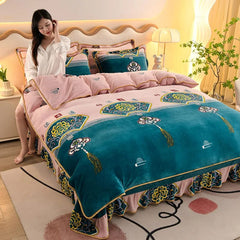 4pcs Set Winter Warm Thicken Short Plush Bedding Set Printing Flannel Duvet Cover Flat Sheet Pillowcase King Queen Bedding Set - SHOWLU FASHION STORE