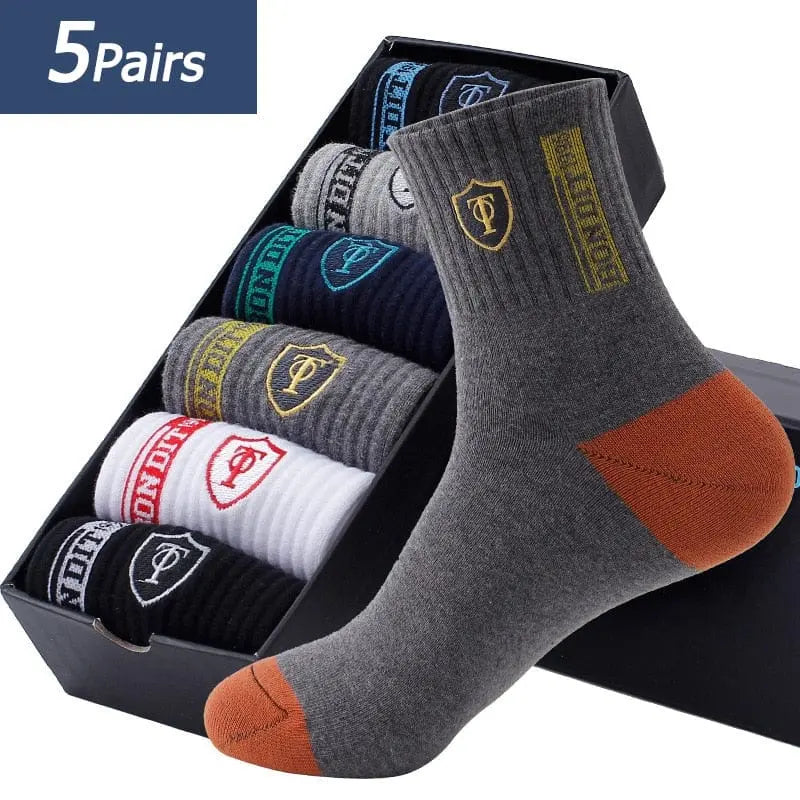 Showlu Fashion Men's cotton sports socks, 5 pairs, breathable crew design for summer and fall, sweat-absorbent and comfortable.