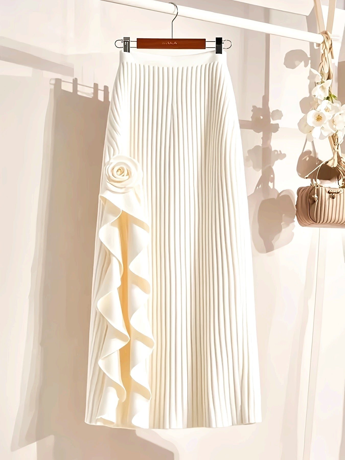 SHOWLU FASHION French Rose high-waisted A-line midi skirt in knit acrylic fabric, showcasing floral pattern and elegant design.