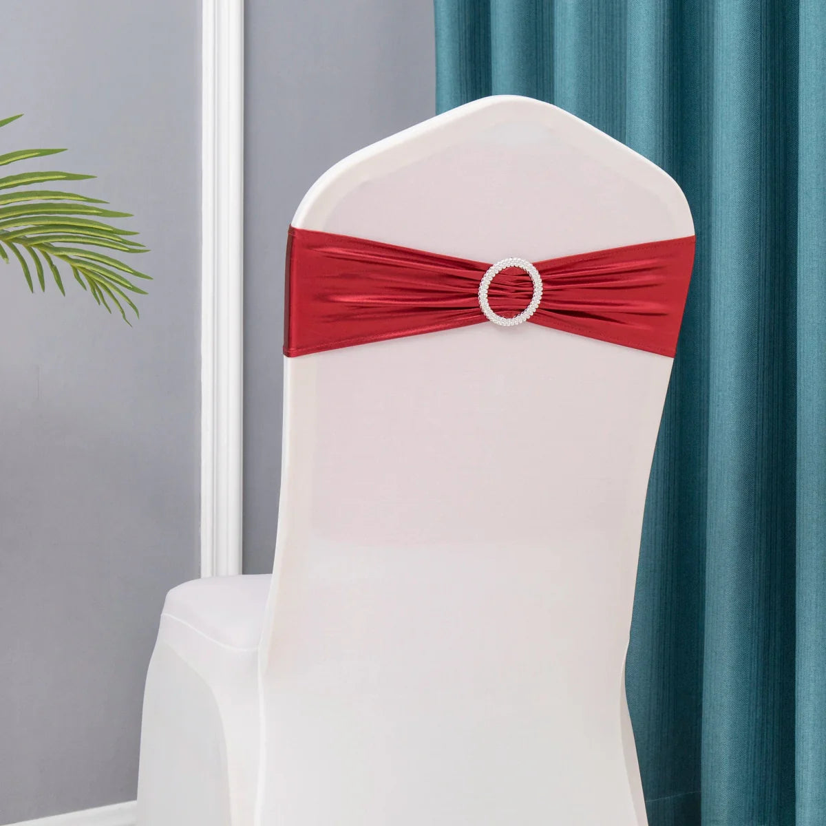 Set of 50 metallic gold and silver spandex chair sashes with buckles for wedding and party decor, featuring elegant fabric and fastening.