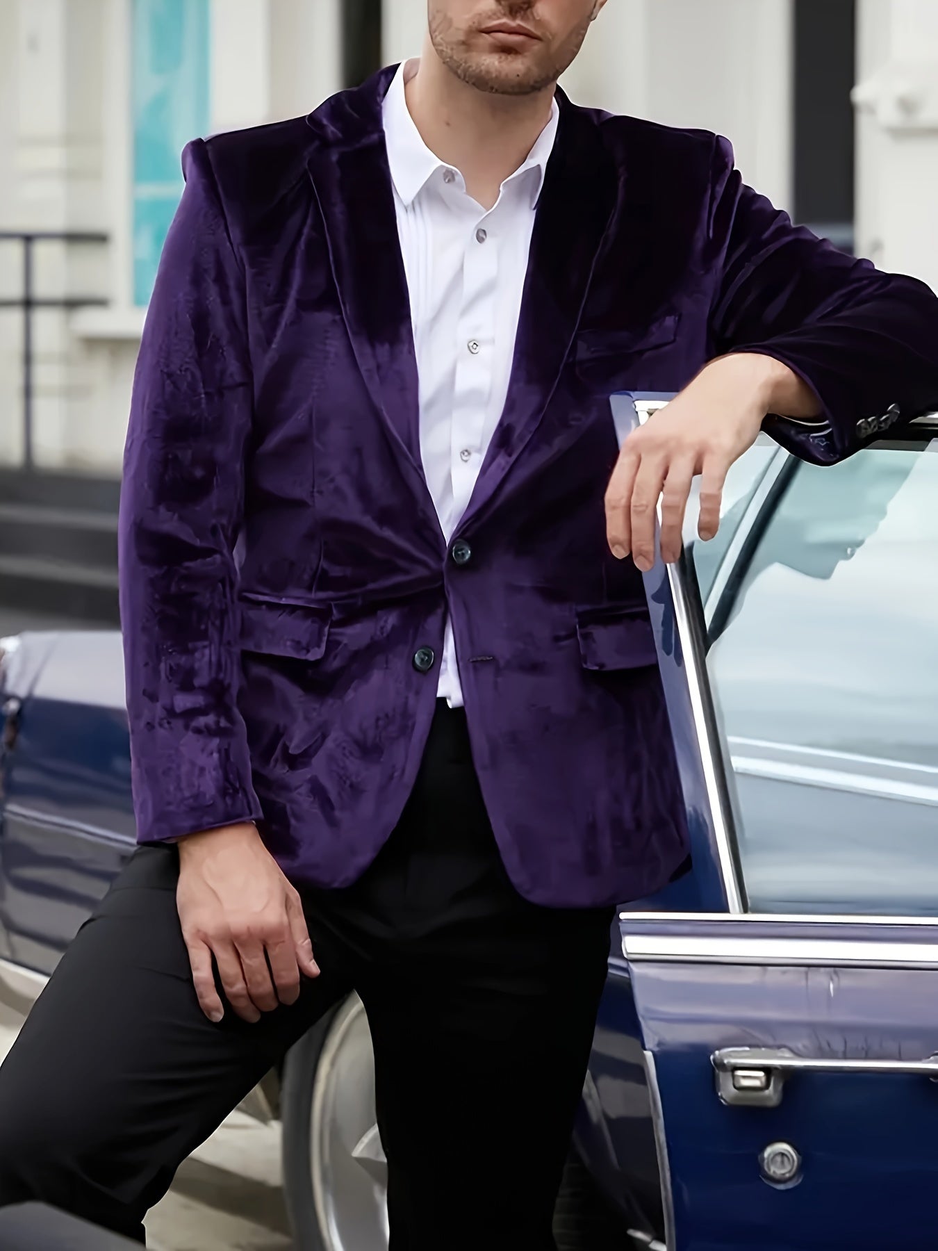 Royal blue velvet double-breasted blazer for men by SHOWLU FASHION STORE, featuring a tailored fit and classic style.