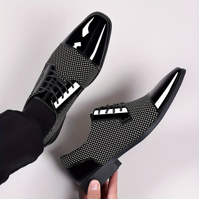 Black and white SHOWLU men's Oxford dress shoes made of PU leather with lace-up design, suitable for formal occasions.