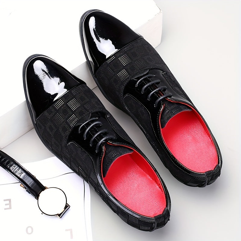 Men's SHOWLU business casual shoes in solid black PU leather, low-top Oxford style with sleek design and laces.