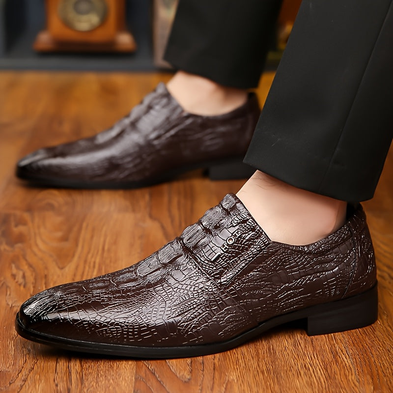 SHOWLU Men's pointed toe slip-on business shoes in vintage PU leather, featuring sleek design and comfortable fit.