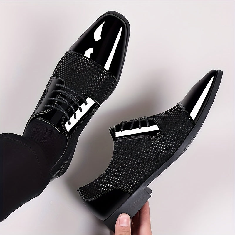 Black and white SHOWLU Men's Oxford dress shoes in PU leather with lace-up design, stylish and formal footwear.