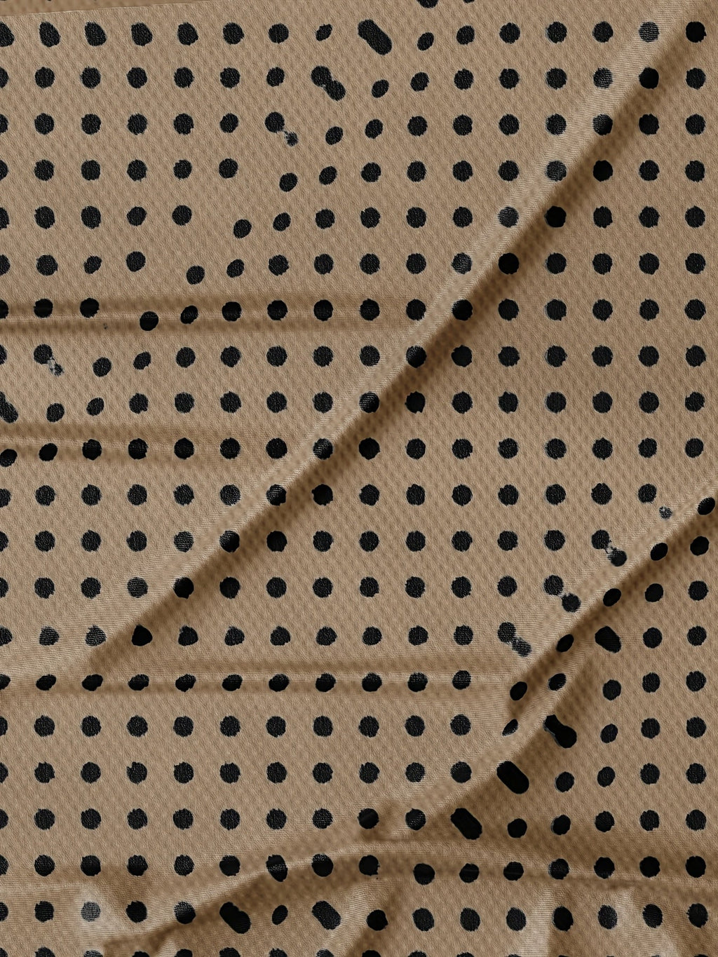SHOWLU men's polka dot short sleeve T-shirt in regular fit, made of polyester fabric, displayed on a plain background.