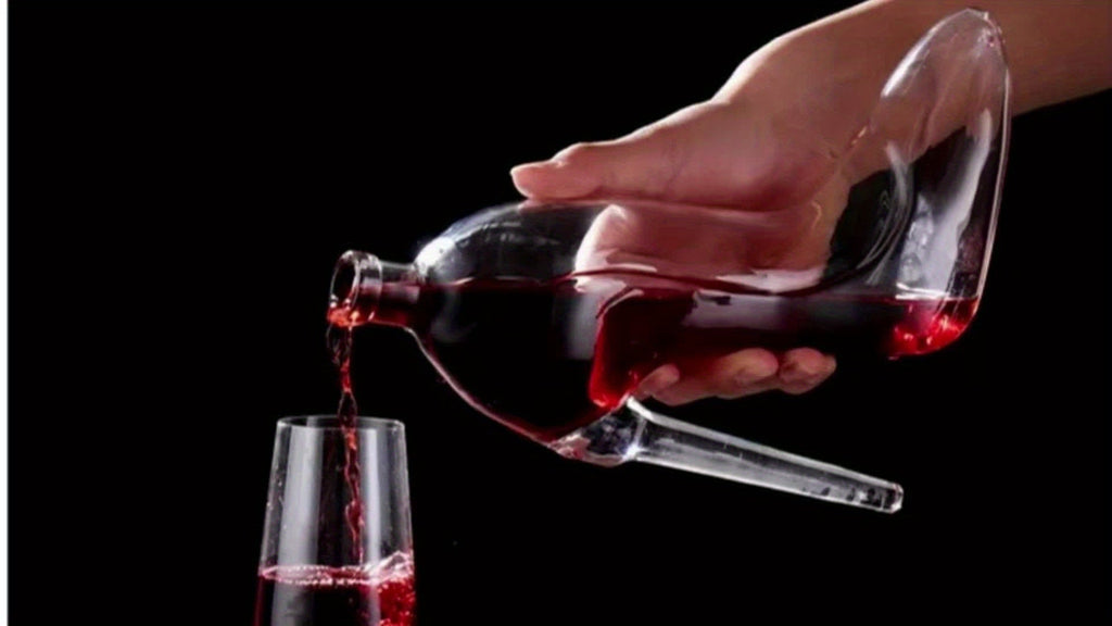 Elegant SHOWLU high heel glass wine dispenser and hanger, 45oz capacity, with a stylish high heel design and clear glass components.