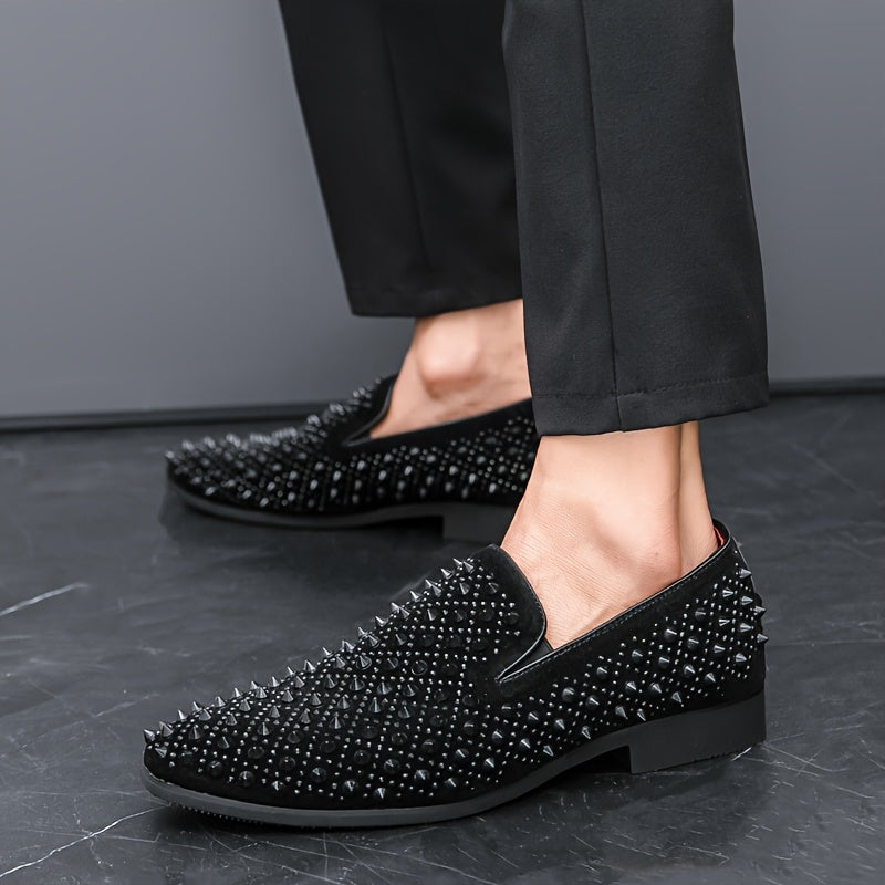 Men's SHOWLU slip-on loafers made of breathable PU leather, casual shoes with sleek design and comfortable fit.