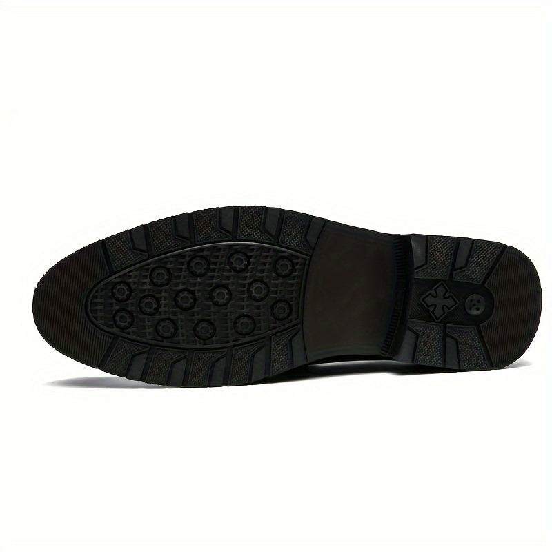 SHOWLU Men's plaid slip-on loafers with durable soles, stylish business dress shoes in a classic plaid pattern.