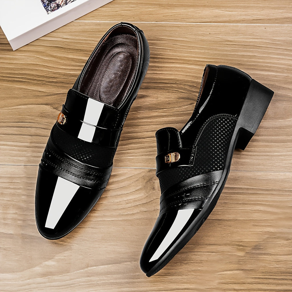 Men's slip-on loafers in microfiber leather, SHOWLU brand, business dress shoes with sleek, polished design and comfortable fit.