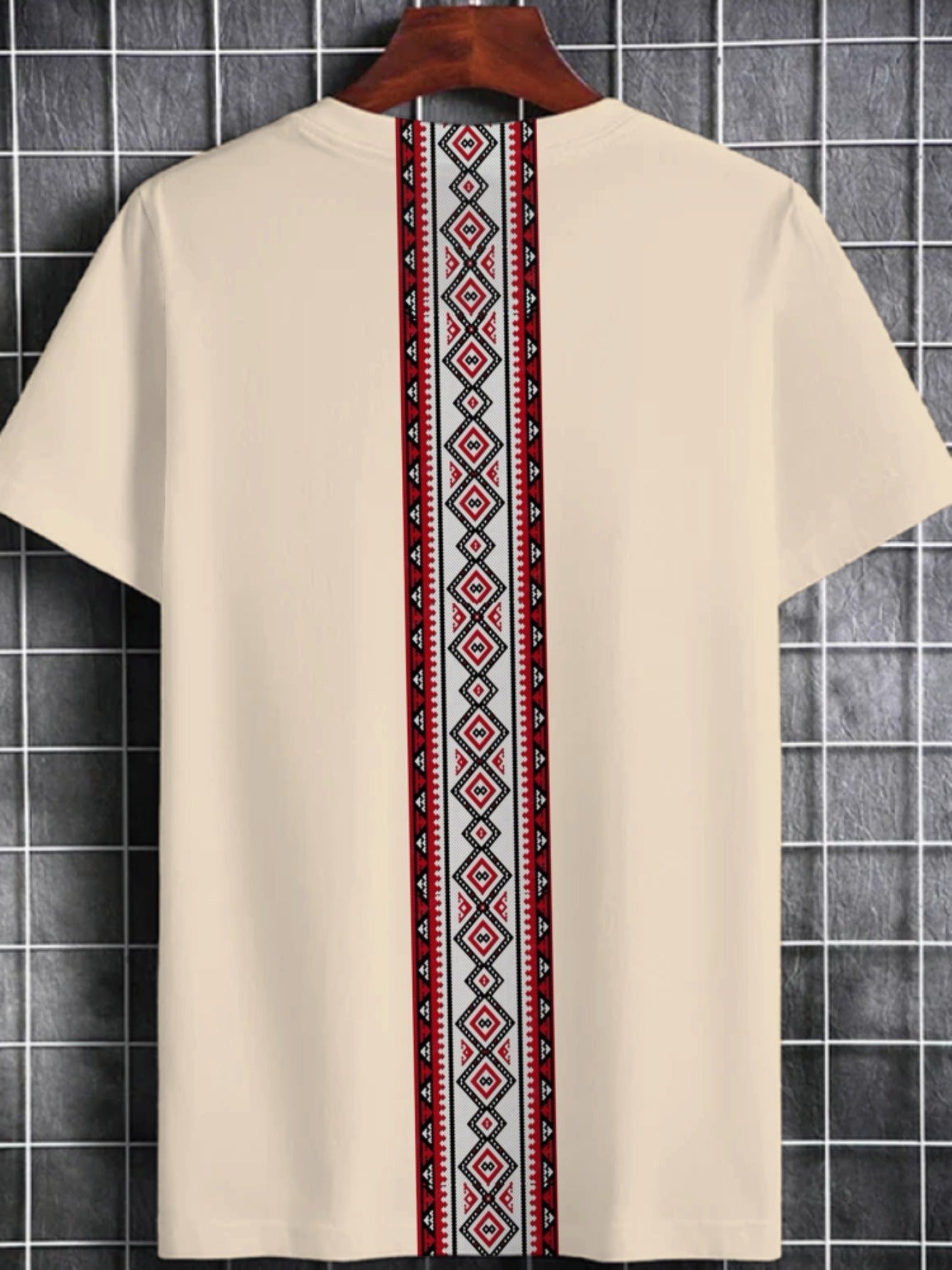 Men's SHOWLU geometric embroidery crew neck T-shirt in polyester, featuring a stylish design and comfortable fit.