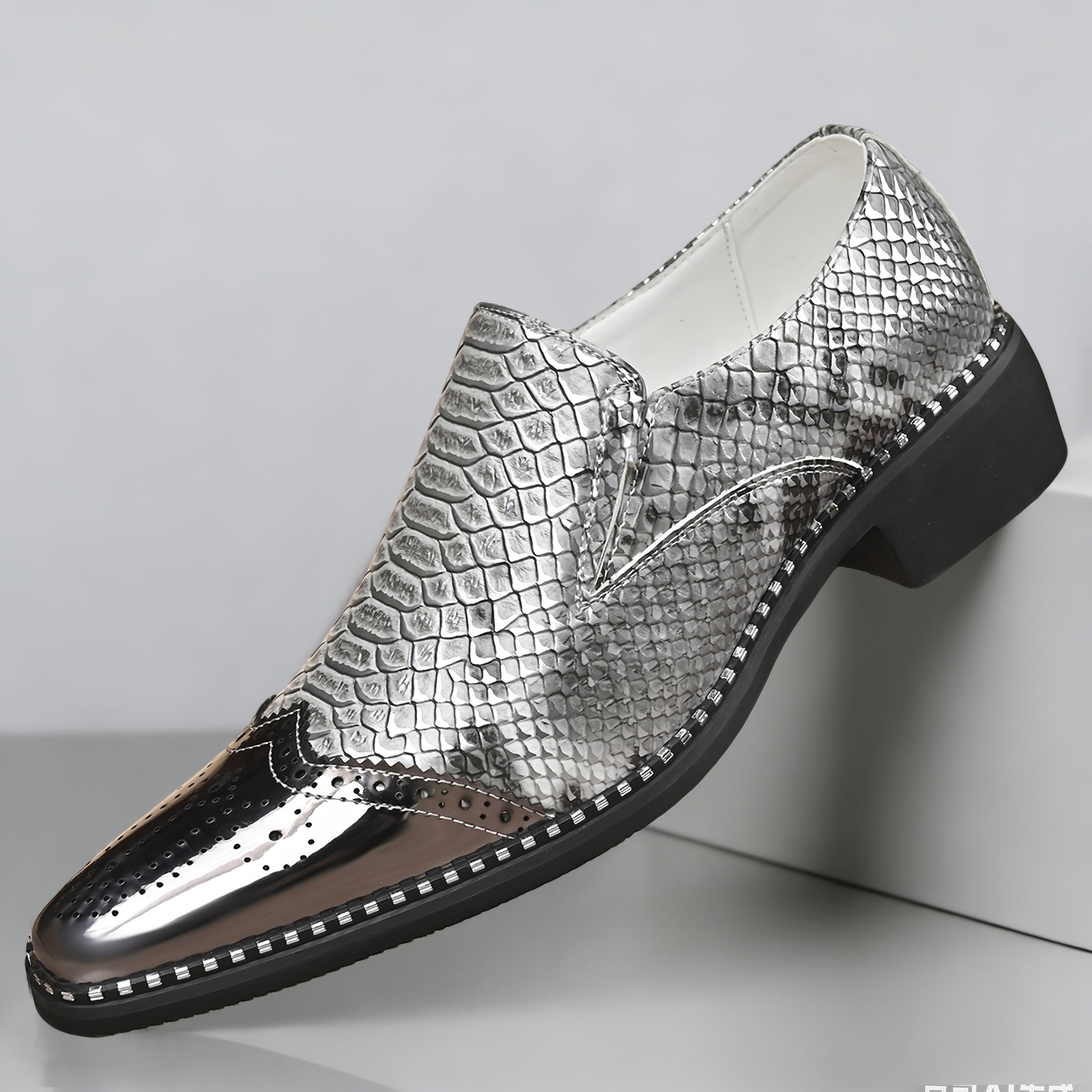 Men's snake scale patchwork slip-on formal shoes with chunky heel by Showlu Fashion, featuring a stylish, textured design.