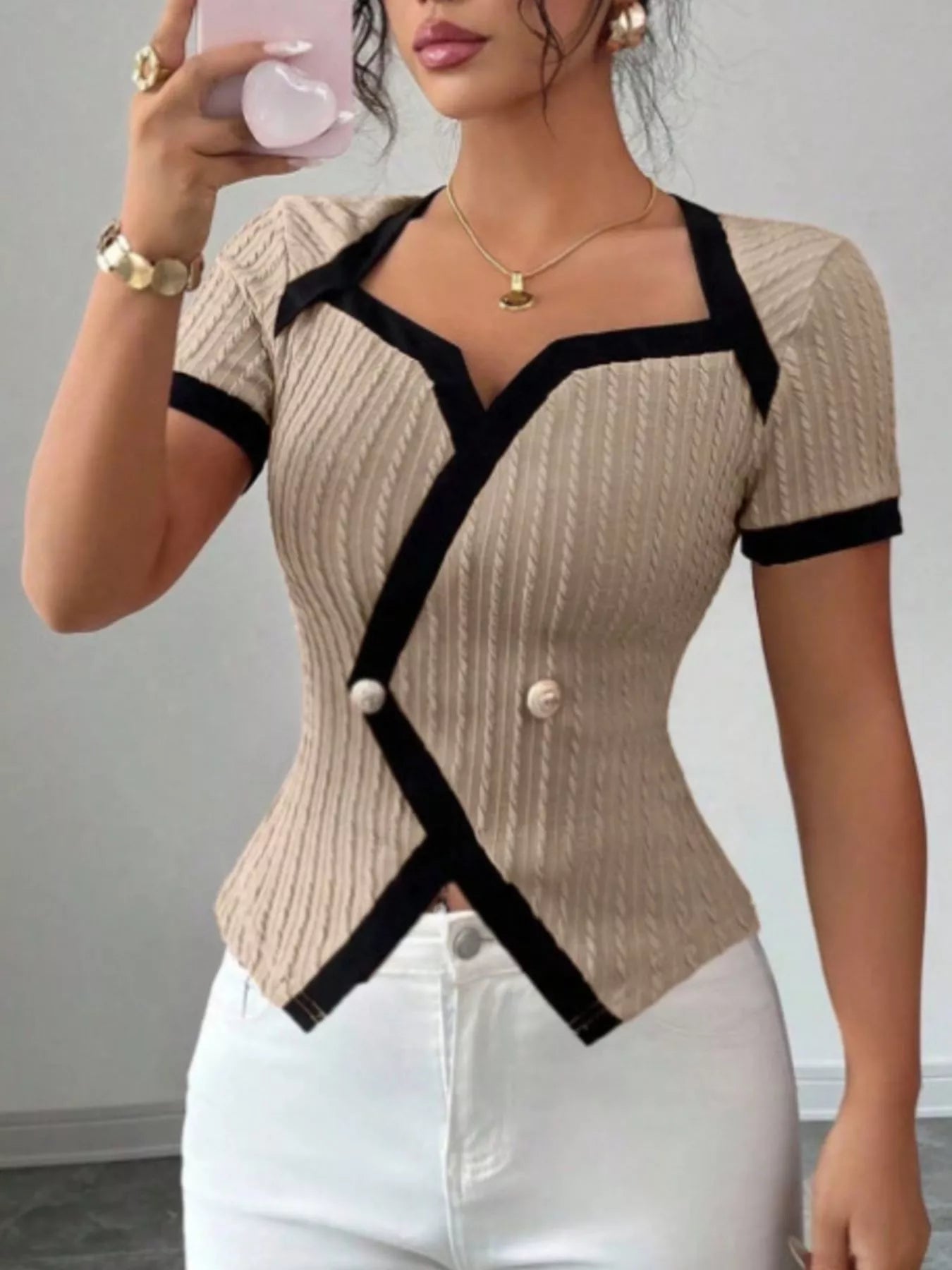 Contrast trim short sleeve T-shirt from Trendsi, featuring a casual fit with stylish color accents and a round neckline.