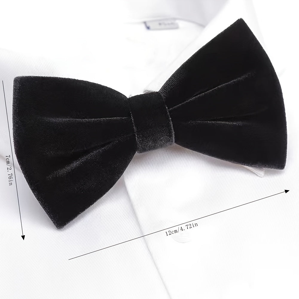 Navy blue velvet bow tie for men, adjustable formal accessory by SHOWLU FASHION, perfect for elegant occasions.