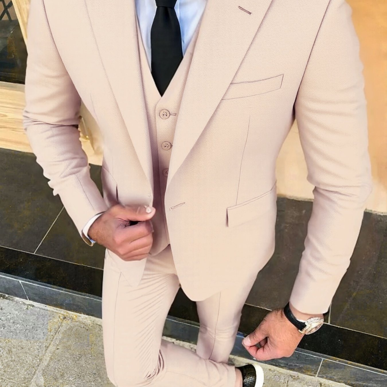 SHOWLU FASHION men's 3-piece formal wedding suit with solid woven tuxedo, featuring jacket, vest, and trousers, on a mannequin.