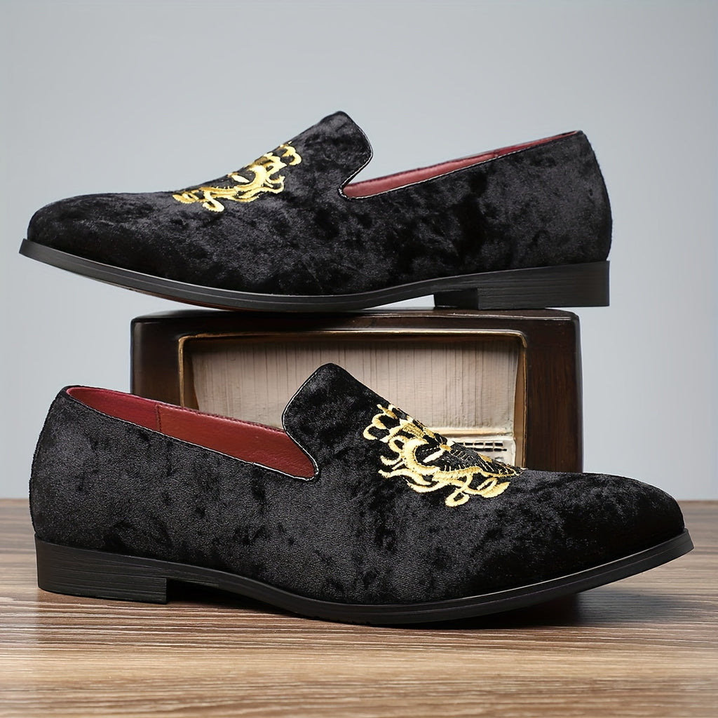 SHOWLU FASHION casual loafers in solid color, low top slip-on shoes with comfortable design and stylish appearance.