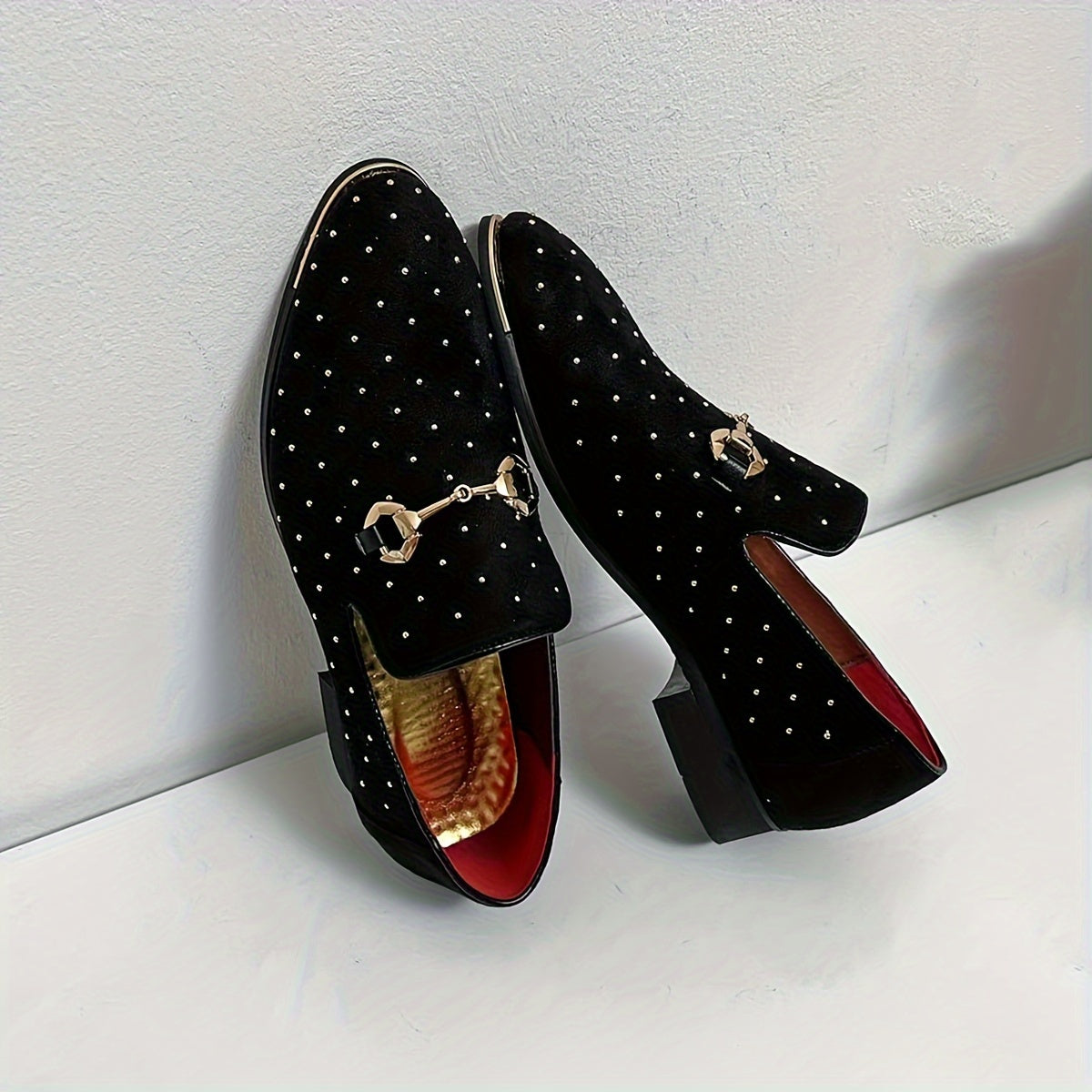 SHOWLU FASHION men's plus size slip-on loafers made of soft PU leather, stylish and comfortable men's footwear.