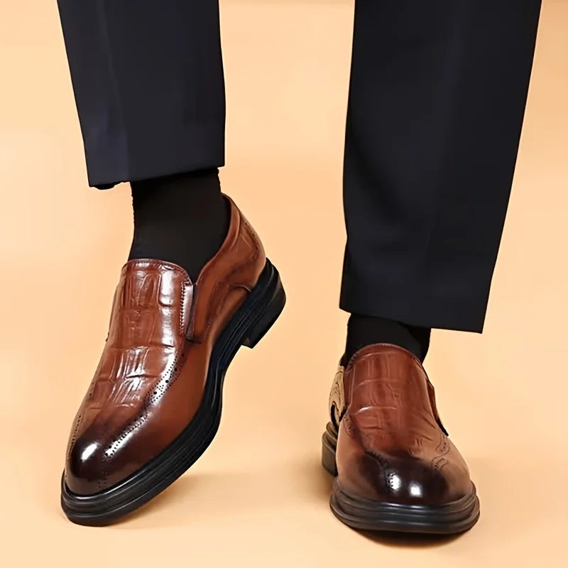 Showlu men's formal Oxford shoes in bonded leather, classic design for business dress, shown in black with polished finish.
