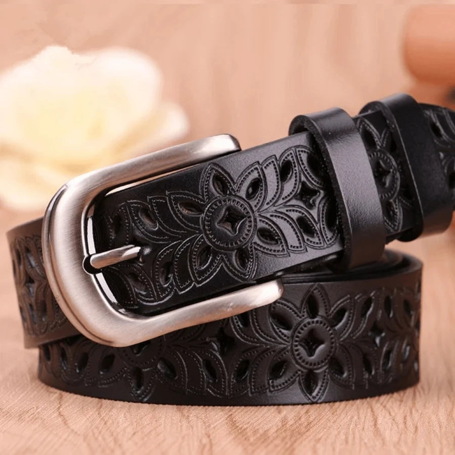 Black waterproof PU leather women's belt with vintage style, suitable for business casual skirts and jeans accessories.