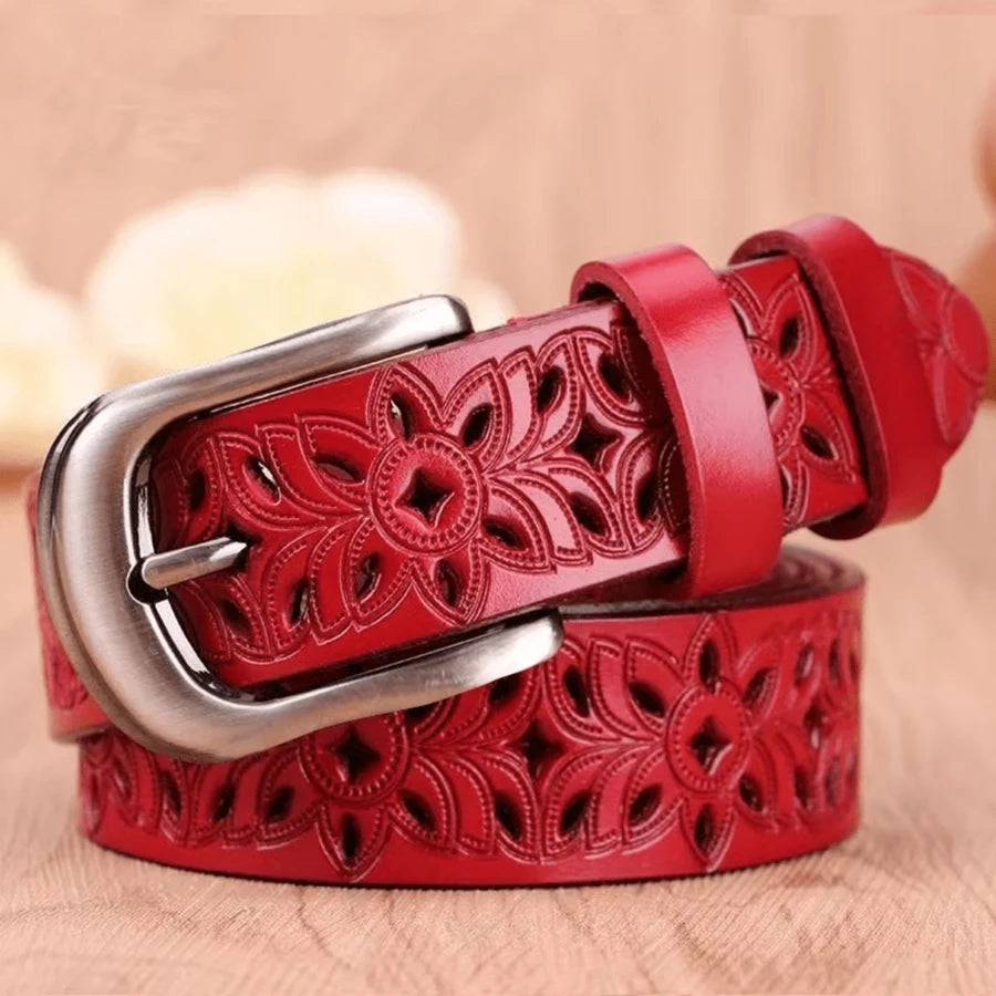 Black waterproof PU leather women’s belt with vintage design, ideal for business casual skirts and jeans.