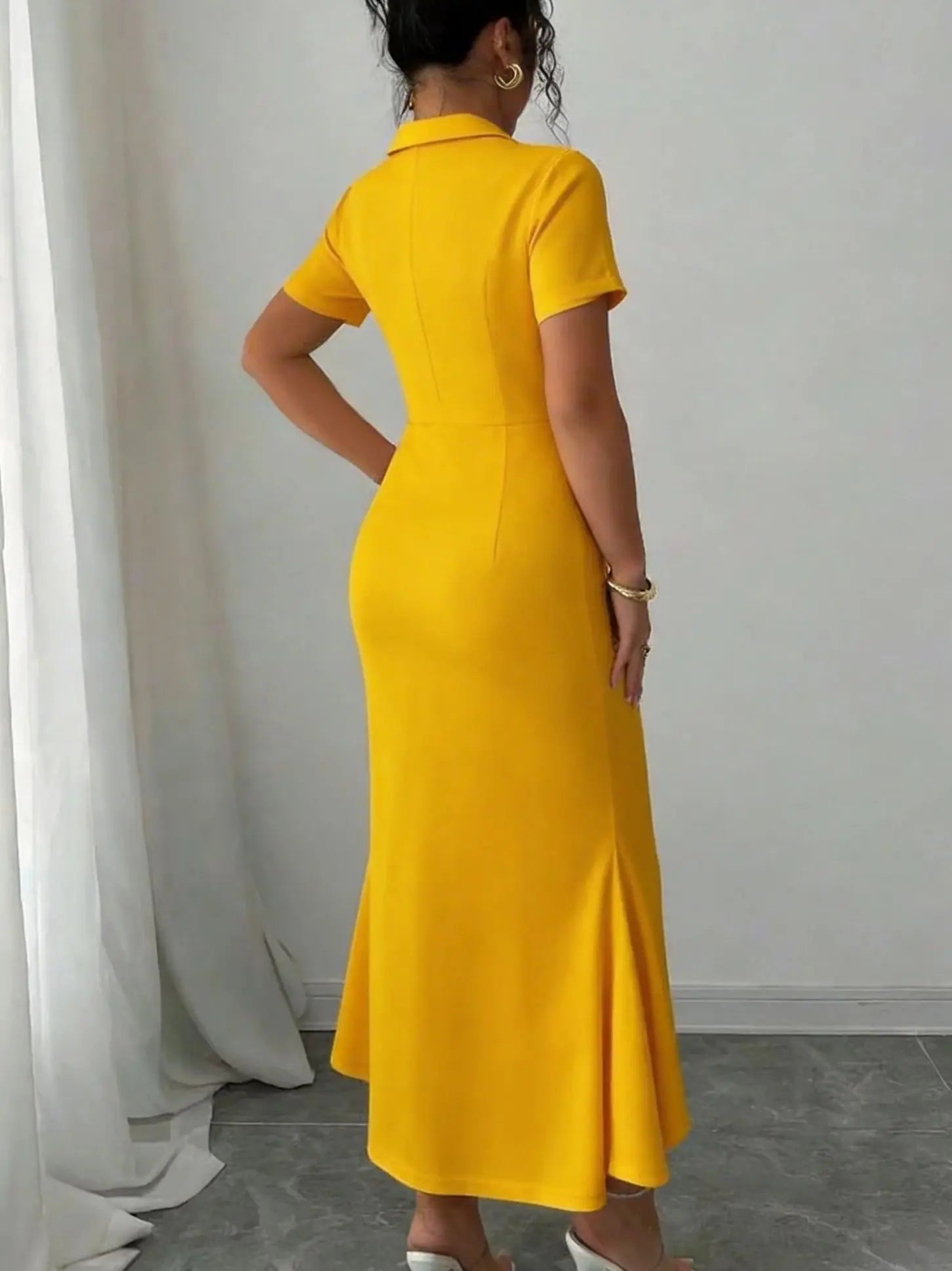 Showlu Fashion solid color short sleeve button-up neck midi dress with waist-cinching design, perfect for casual, slimming women's style.