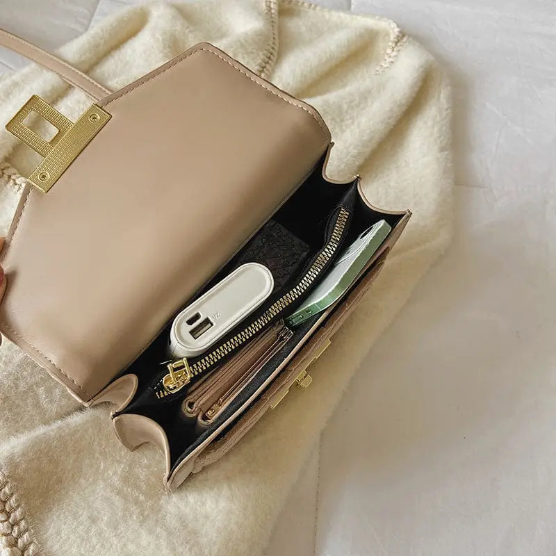 Showlu Designer Velvet Shoulder Bag for women, luxury ladies handbag with elegant leather accents and stylish design.