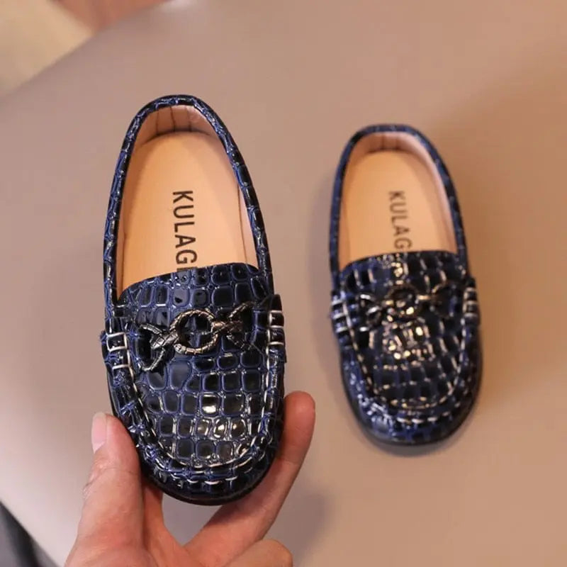 Baby boys leather loafers by Showlu Fashion Store, slip-on casual moccasins with metal buckle for kids’ wedding and party wear.