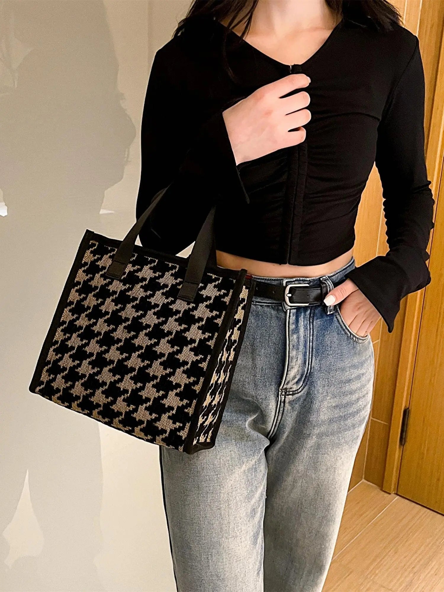 Large polyester houndstooth tote bag by Showlu Fashion with shoulder straps, stylish work bag for women.