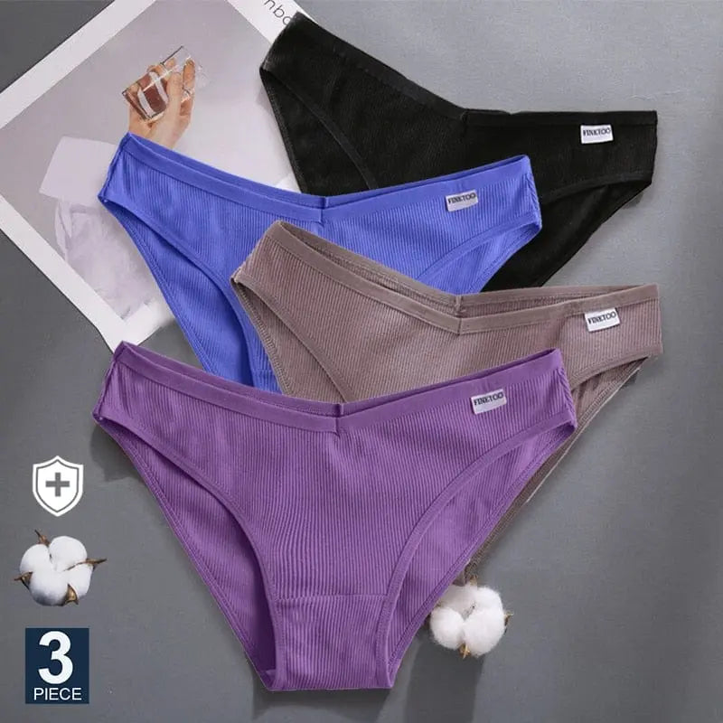 Set of three FINETOO women's cotton lace low-rise panties in various colors, showing comfortable, sexy briefs with lace trim.