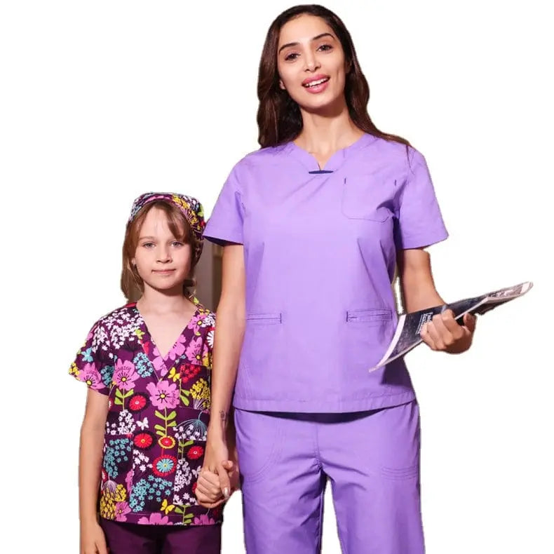 Long sleeve women's anti-static medical scrubs by Showlu Fashion, featuring a professional nurse uniform in a factory setting.