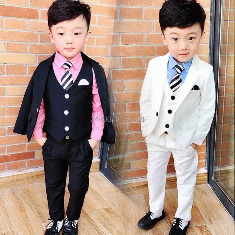 Showlu Fashion Boys white wedding suit with blazer, bowtie, and formal design, perfect for kids' special occasions and ceremonies.