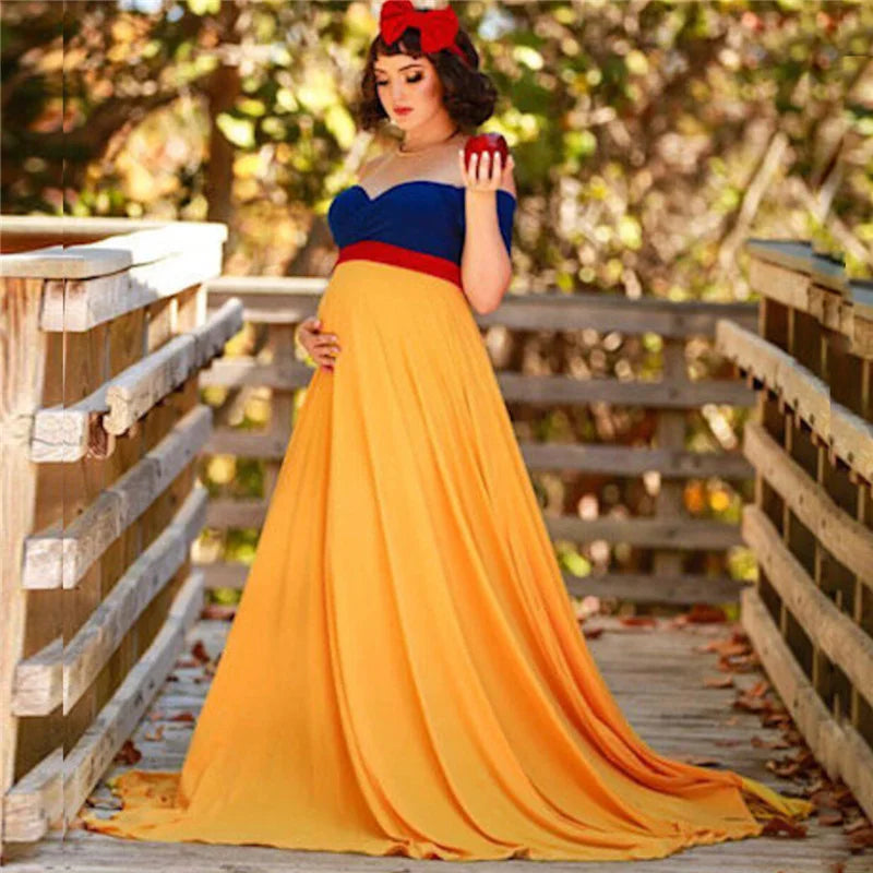 Lace maternity gown maxi dress for pregnant women, long sleeve design, ideal for pregnancy photoshoots and special occasions.