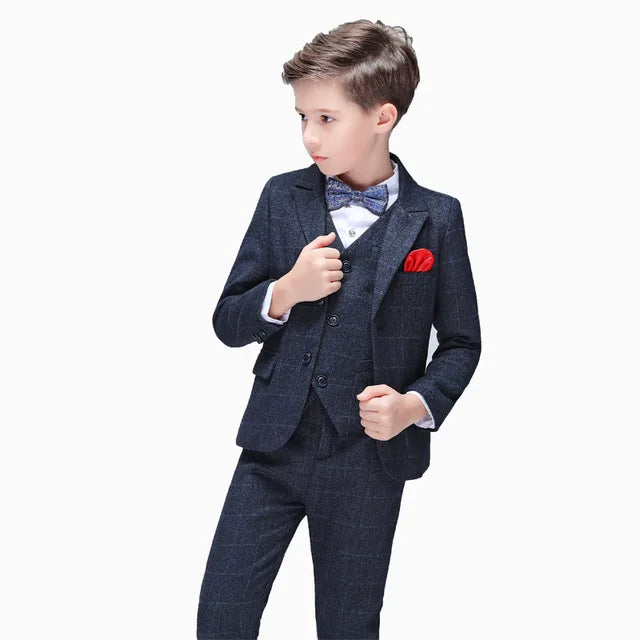 LUOBOBEIBEI boys 4-piece formal plaid wedding suit with blazer and pants, stylish and suitable for special occasions.