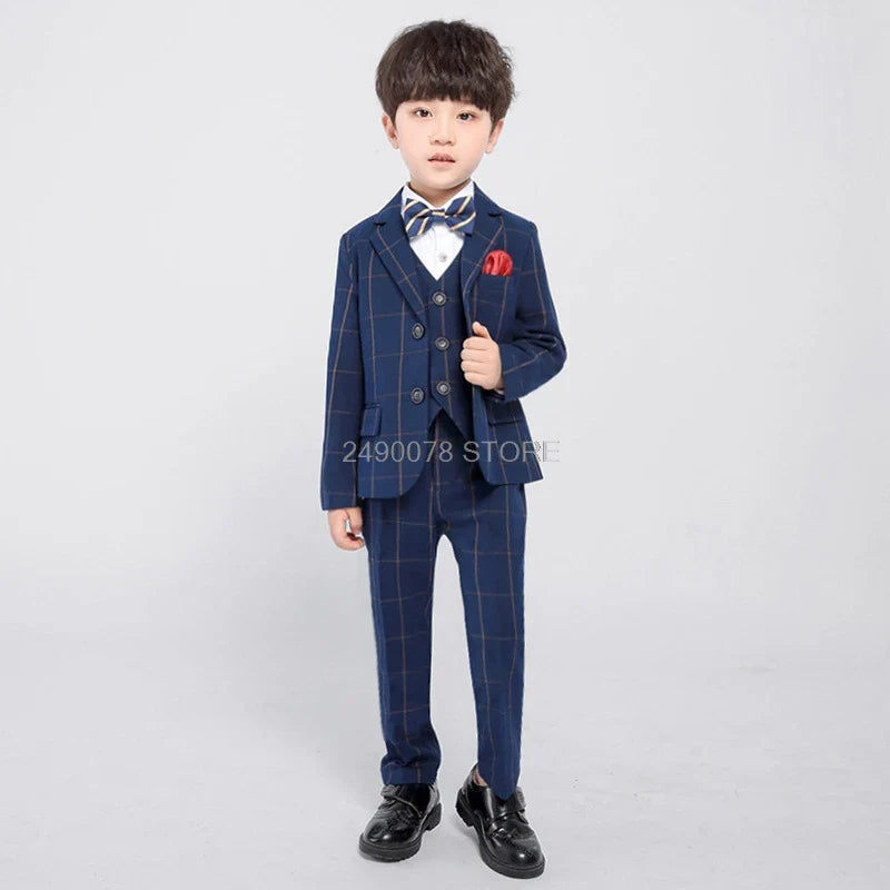 Luoobeibei boys 4-piece formal plaid wedding suit with blazer and pants, stylish and tailored for special occasions.