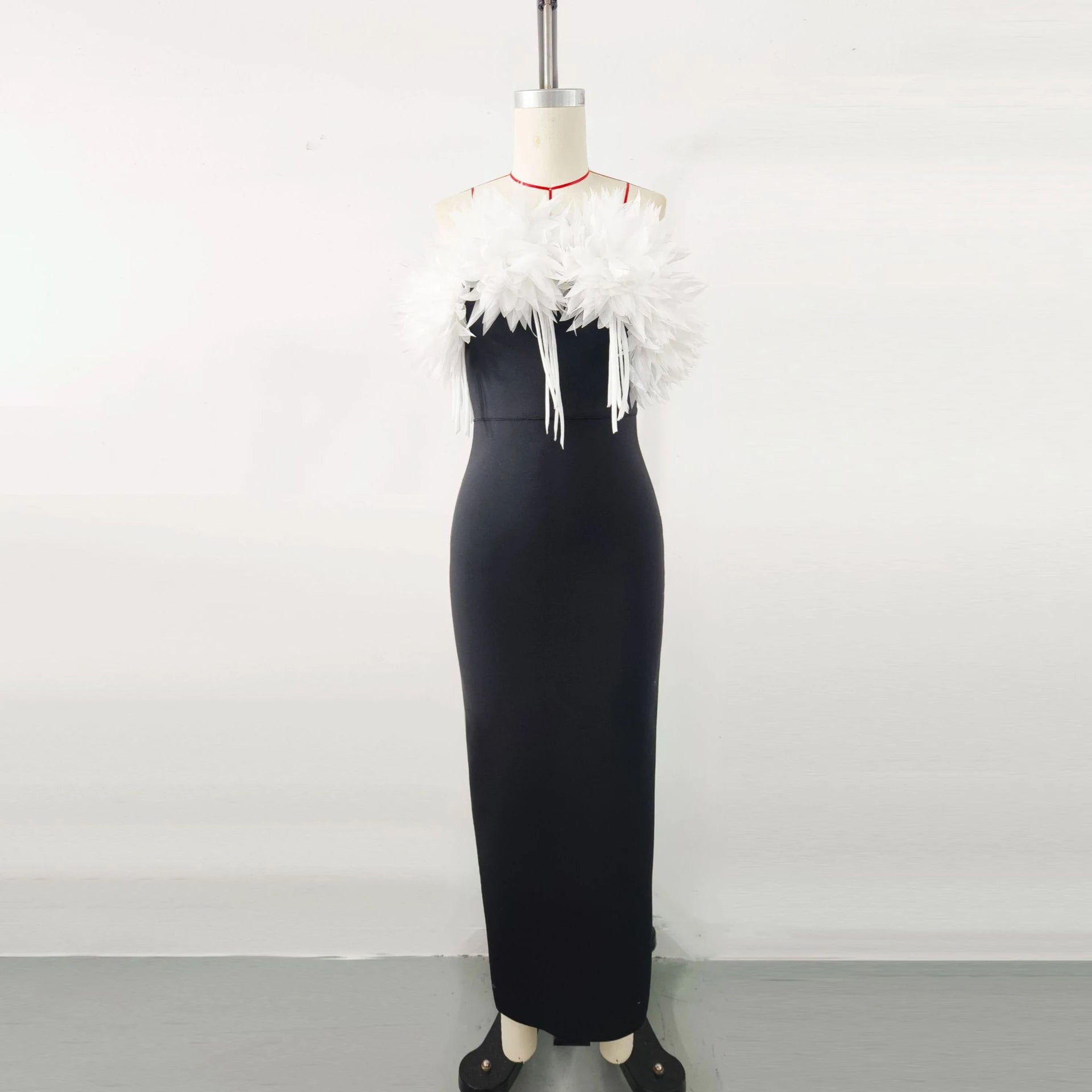 Showlu Fashion white 3D flower maxi dress featuring a slim mermaid silhouette and elegant design, perfect for formal occasions.