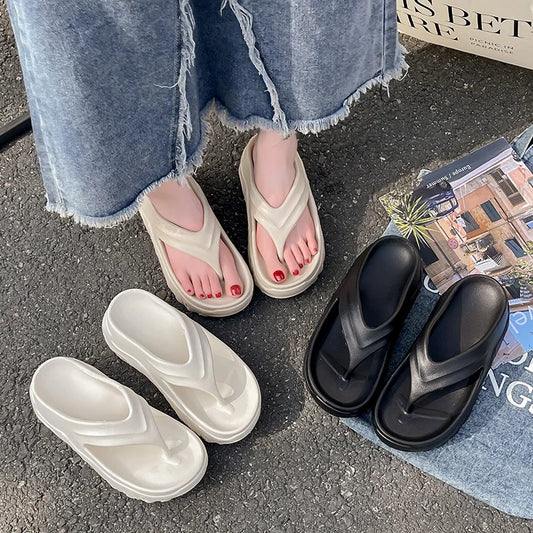 Women's High-End Summer Flip-Flops New Thick Bottom Soft Dung Sense Non-Slip Elevated Outer Wear Cute Style for Beach EVA PU
